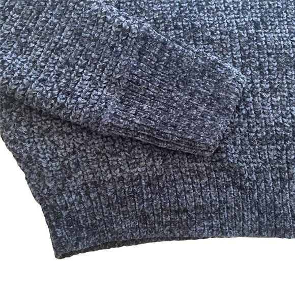 COPY - DOUBLE ZERO BLACK V NECK DROP SHOULDER CHENILLE SWEATER - NWT - SZ: S/M/L - Picture 10 of 11